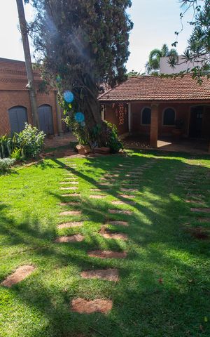 Casa à venda com 100m², 2 quartos e 2 vagas Casa à venda com 100m², 2 quartos e 2 vagasÁrea Externa