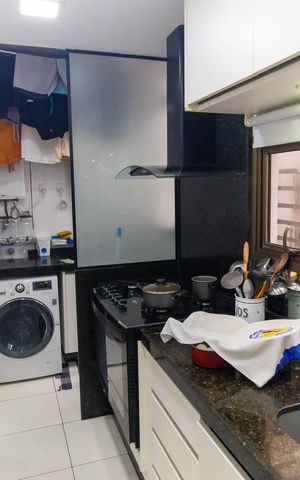 Apartamento à venda com 190m², 3 quartos e 2 vagas Apartamento à venda com 190m², 3 quartos e 2 vagasÁrea de Serviço