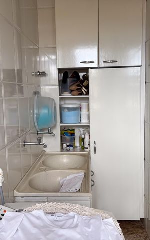 Apartamento à venda com 213m², 4 quartos e 4 vagas Apartamento à venda com 213m², 4 quartos e 4 vagasÁrea de Serviço