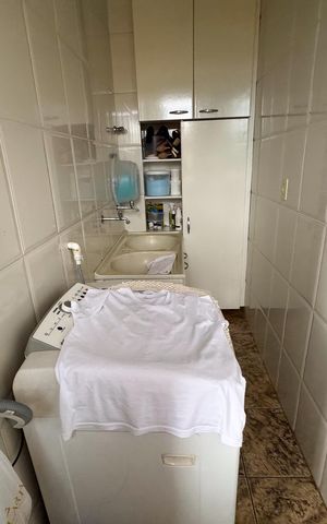Apartamento à venda com 213m², 4 quartos e 4 vagas Apartamento à venda com 213m², 4 quartos e 4 vagasÁrea de Serviço