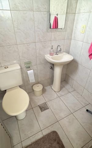 Apartamento à venda com 213m², 4 quartos e 4 vagas Apartamento à venda com 213m², 4 quartos e 4 vagasBanheiro - Cobertura