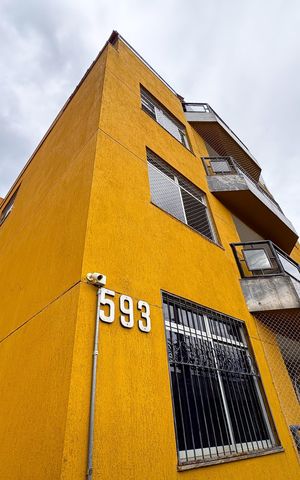 Apartamento à venda com 213m², 4 quartos e 4 vagas Apartamento à venda com 213m², 4 quartos e 4 vagasFachada