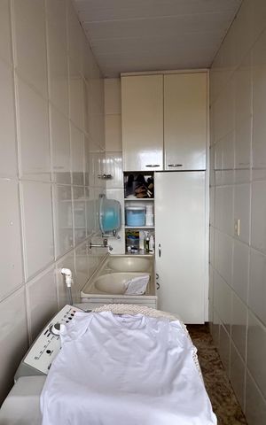 Apartamento à venda com 213m², 4 quartos e 4 vagas Apartamento à venda com 213m², 4 quartos e 4 vagasÁrea de Serviço