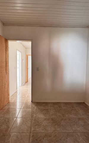 Casa para alugar com 60m², 2 quartos e 2 vagas Casa para alugar com 60m², 2 quartos e 2 vagasQuarto 2