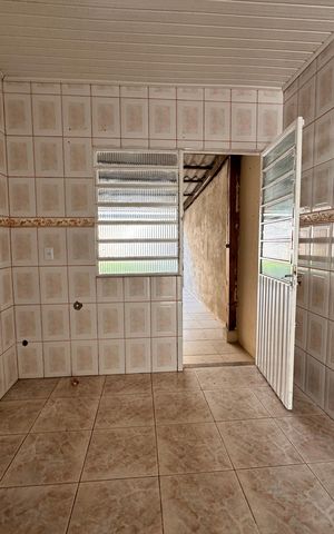 Casa para alugar com 60m², 2 quartos e 2 vagas Casa para alugar com 60m², 2 quartos e 2 vagasCozinha