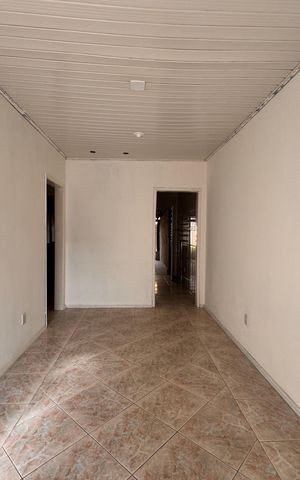 Casa para alugar com 60m², 2 quartos e 2 vagas Casa para alugar com 60m², 2 quartos e 2 vagasSala