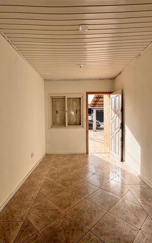 Casa para alugar com 60m², 2 quartos e 2 vagas Casa para alugar com 60m², 2 quartos e 2 vagasSala