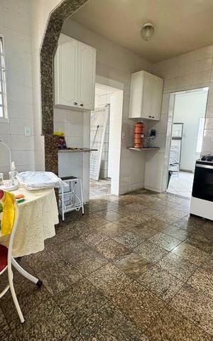 Casa à venda com 360m², 5 quartos e 4 vagasCozinha