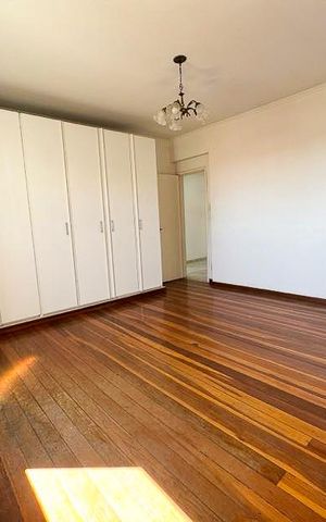 Casa à venda com 360m², 5 quartos e 4 vagasSuíte 1