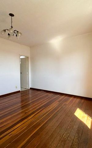 Casa à venda com 360m², 5 quartos e 4 vagasSuíte 1