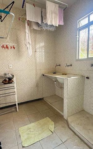 Casa à venda com 360m², 5 quartos e 4 vagasÁrea de Serviço