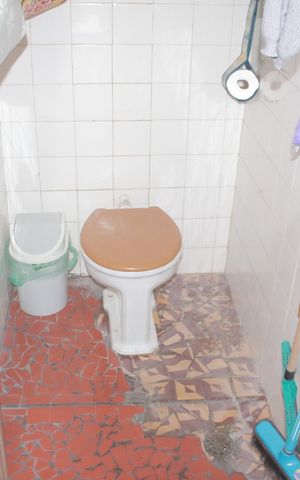 Casa à venda com 143m², 2 quartos e 1 vagaBanheiro de serviço
