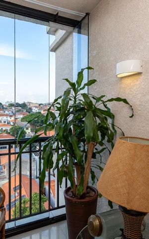 Apartamento à venda com 126m², 3 quartos e 2 vagas Apartamento à venda com 126m², 3 quartos e 2 vagasVaranda da Sala