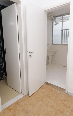 Apartamento à venda com 488m², 5 quartos e 3 vagas Apartamento à venda com 488m², 5 quartos e 3 vagasQuarto de Serviço