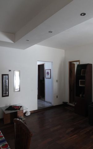 Casa à venda com 223m², 3 quartos e 4 vagasSala