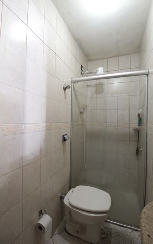 Casa à venda com 223m², 3 quartos e 4 vagasBanheiro Social