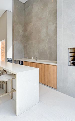 Apartamento à venda com 123m², 3 quartos e 2 vagas Apartamento à venda com 123m², 3 quartos e 2 vagasChurrasqueira