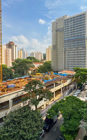 Apartamento à venda com 123m², 3 quartos e 2 vagas Apartamento à venda com 123m², 3 quartos e 2 vagasVista da Suíte Master