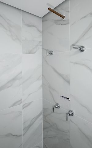 Apartamento à venda com 123m², 3 quartos e 2 vagas Apartamento à venda com 123m², 3 quartos e 2 vagasBanheiro da Suíte 1