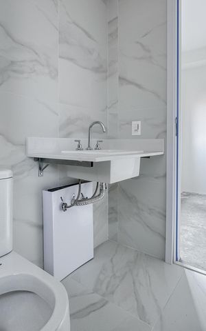 Apartamento à venda com 123m², 3 quartos e 2 vagas Apartamento à venda com 123m², 3 quartos e 2 vagasBanheiro da Suíte 2