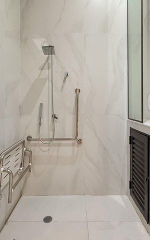 Apartamento à venda com 123m², 3 quartos e 2 vagas Apartamento à venda com 123m², 3 quartos e 2 vagasSauna