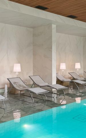 Apartamento à venda com 123m², 3 quartos e 2 vagas Apartamento à venda com 123m², 3 quartos e 2 vagasPiscina Coberta