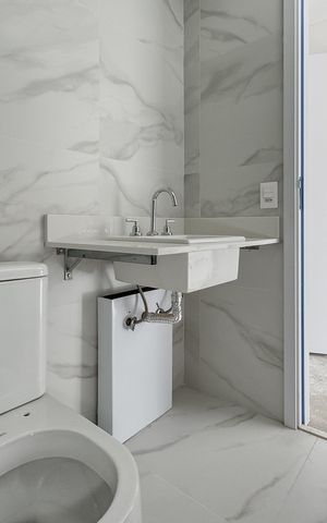 Apartamento à venda com 123m², 3 quartos e 2 vagas Apartamento à venda com 123m², 3 quartos e 2 vagasBanheiro da Suíte 1