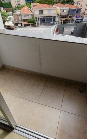 Apartamento para alugar com 100m², 3 quartos e 2 vagas Apartamento para alugar com 100m², 3 quartos e 2 vagasSala - Sacada
