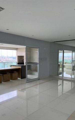 Apartamento à venda com 156m², 3 quartos e 2 vagas