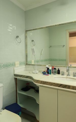 Apartamento à venda com 205m², 3 quartos e 3 vagasBanheiro da Suíte 3