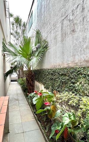 Casa à venda com 200m², 4 quartos e 2 vagas Casa à venda com 200m², 4 quartos e 2 vagasQuintal