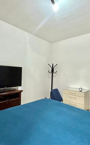Casa à venda com 200m², 4 quartos e 2 vagas Casa à venda com 200m², 4 quartos e 2 vagasQuarto 1