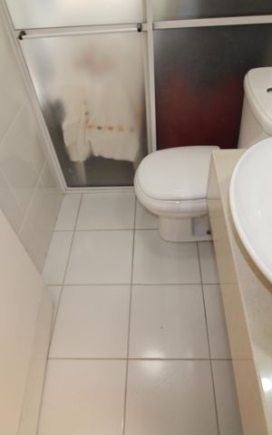 Casa à venda com 145m², 3 quartos e 4 vagasÁrea de Serviço - Banheiro