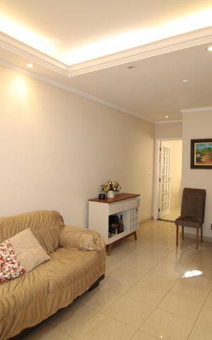 Casa à venda com 145m², 3 quartos e 4 vagasSala