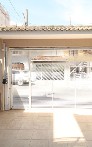 Casa à venda com 145m², 3 quartos e 4 vagasGaragem
