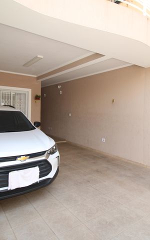 Casa à venda com 145m², 3 quartos e 4 vagasGaragem