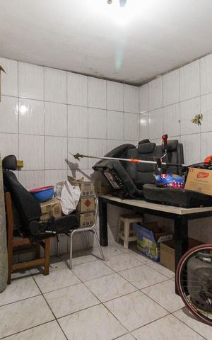 Casa à venda com 410m², 2 quartos e 4 vagas Casa à venda com 410m², 2 quartos e 4 vagasÁrea de Serviço