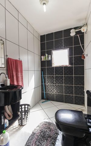 Casa à venda com 410m², 2 quartos e 4 vagas Casa à venda com 410m², 2 quartos e 4 vagasBanheiro Casa 2