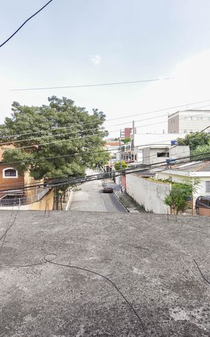 Casa à venda com 410m², 2 quartos e 4 vagas Casa à venda com 410m², 2 quartos e 4 vagasVista do Quarto