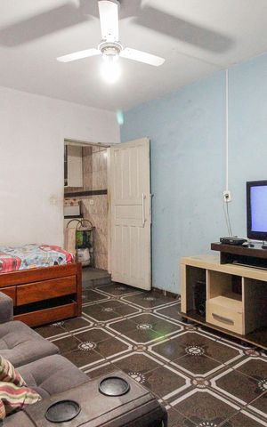 Casa à venda com 410m², 2 quartos e 4 vagas Casa à venda com 410m², 2 quartos e 4 vagasSala