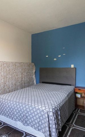 Casa à venda com 410m², 2 quartos e 4 vagas Casa à venda com 410m², 2 quartos e 4 vagasQuarto