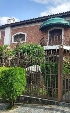 Casa à venda com 313m², 1 quarto e 5 vagas