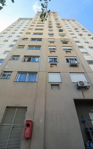 Apartamento à venda com 55m², 2 quartos e 1 vagaFachada
