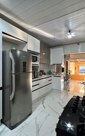 Casa à venda com 110m², 3 quartos e 1 vaga Casa à venda com 110m², 3 quartos e 1 vagaCozinha