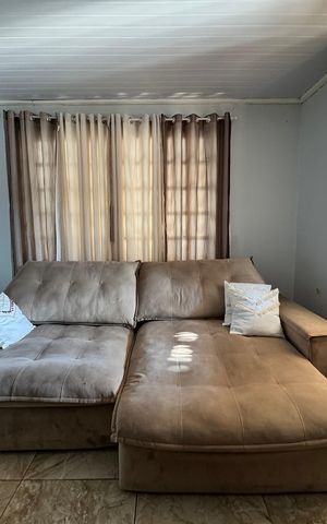 Casa à venda com 110m², 3 quartos e 1 vaga Casa à venda com 110m², 3 quartos e 1 vagaSala