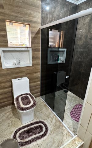 Casa à venda com 110m², 3 quartos e 1 vaga Casa à venda com 110m², 3 quartos e 1 vagaBanheiro da Suíte