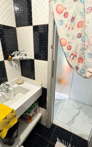 Casa à venda com 110m², 3 quartos e 1 vaga Casa à venda com 110m², 3 quartos e 1 vagaBanheiro Social
