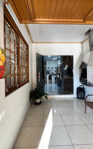 Casa à venda com 110m², 3 quartos e 1 vaga Casa à venda com 110m², 3 quartos e 1 vagaChurrasqueira