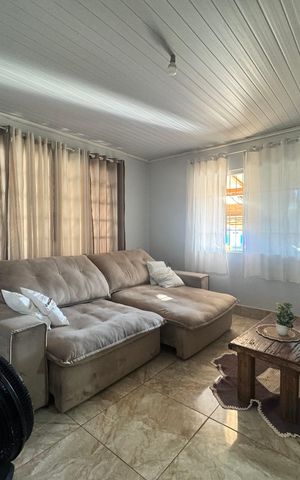 Casa à venda com 110m², 3 quartos e 1 vaga Casa à venda com 110m², 3 quartos e 1 vagaSala