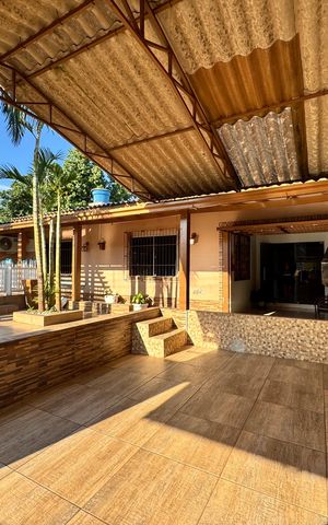 Casa à venda com 110m², 3 quartos e 1 vaga Casa à venda com 110m², 3 quartos e 1 vagaÁrea Externa